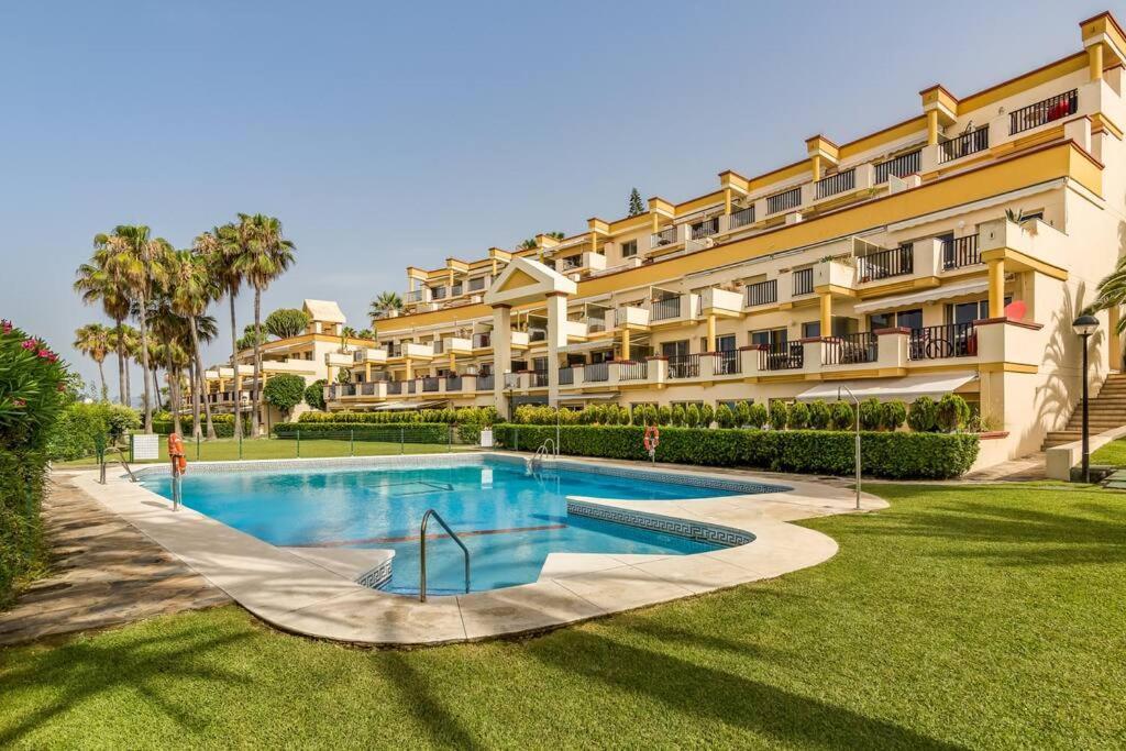 Oleholidays 1133 Romana Playa Primera Linea Playa Марбелья Экстерьер фото